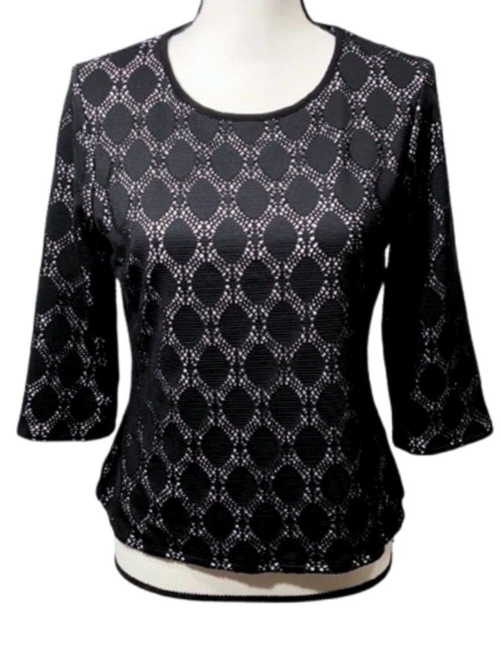 VINCE CAMUTO Black Semi Sheer Geometric Laser Cut White Lining 3/4 Sleeve Blouse